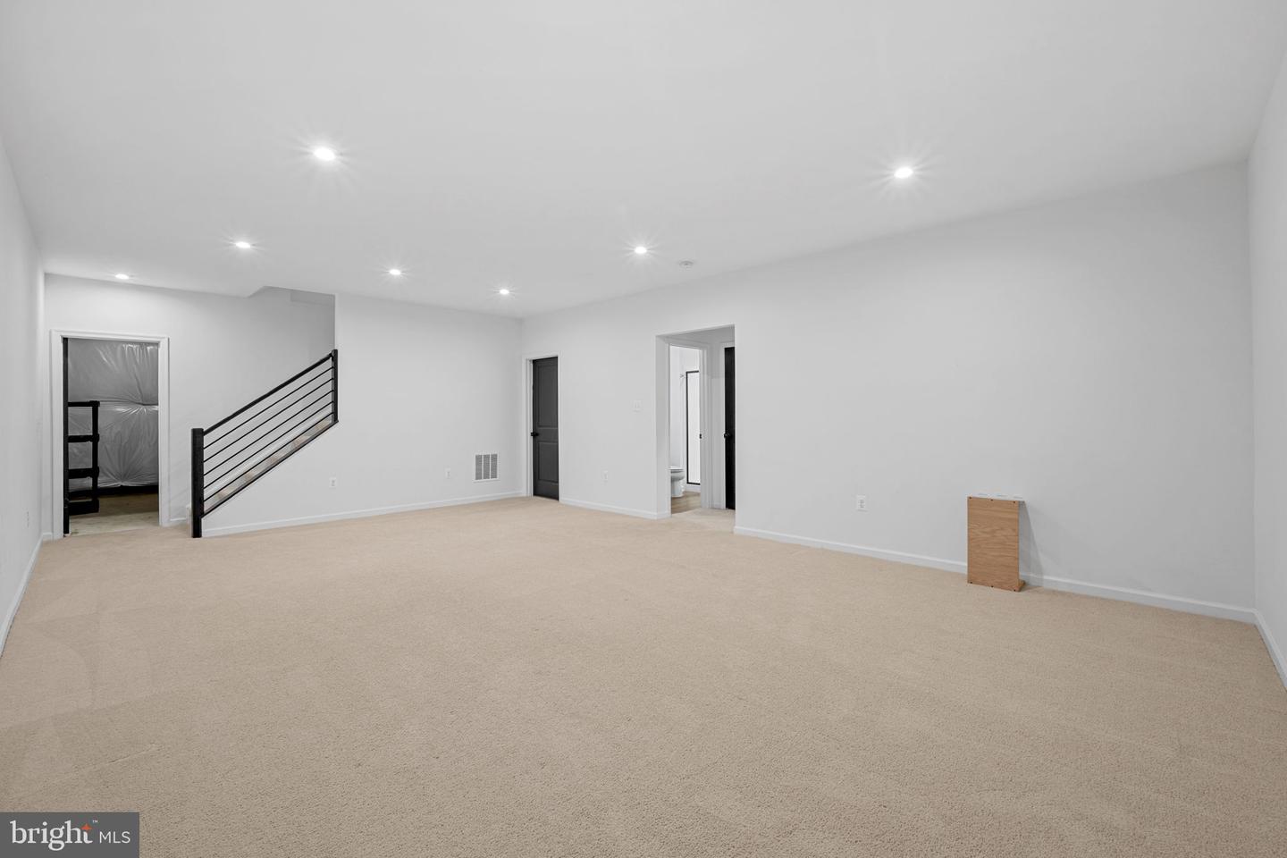 18080 MOSS GARDEN RD, DUMFRIES, Virginia 22026, 4 Bedrooms Bedrooms, ,3 BathroomsBathrooms,Residential,For sale,18080 MOSS GARDEN RD,VAPW2112726 MLS # VAPW2112726