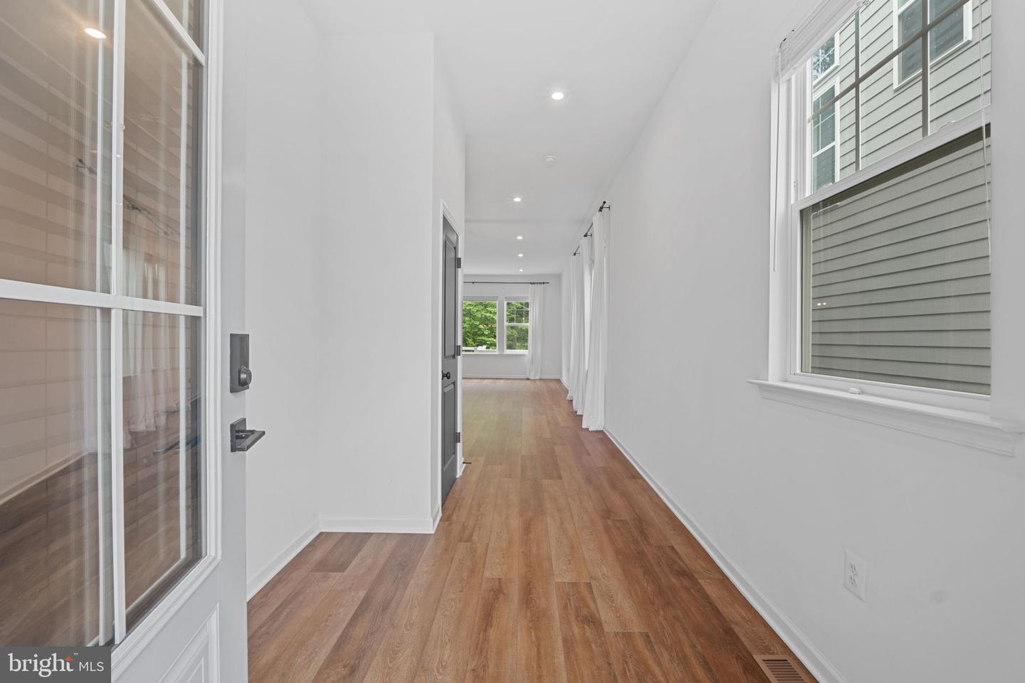 18080 MOSS GARDEN RD, DUMFRIES, Virginia 22026, 4 Bedrooms Bedrooms, ,3 BathroomsBathrooms,Residential,For sale,18080 MOSS GARDEN RD,VAPW2112726 MLS # VAPW2112726