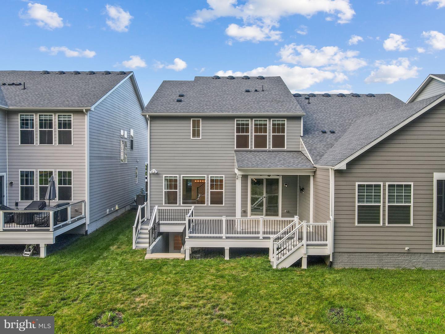 18080 MOSS GARDEN RD, DUMFRIES, Virginia 22026, 4 Bedrooms Bedrooms, ,3 BathroomsBathrooms,Residential,For sale,18080 MOSS GARDEN RD,VAPW2112726 MLS # VAPW2112726