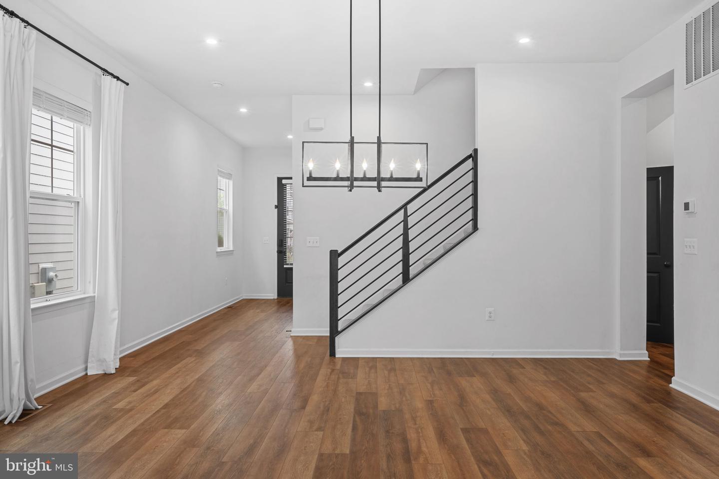 18080 MOSS GARDEN RD, DUMFRIES, Virginia 22026, 4 Bedrooms Bedrooms, ,3 BathroomsBathrooms,Residential,For sale,18080 MOSS GARDEN RD,VAPW2112726 MLS # VAPW2112726