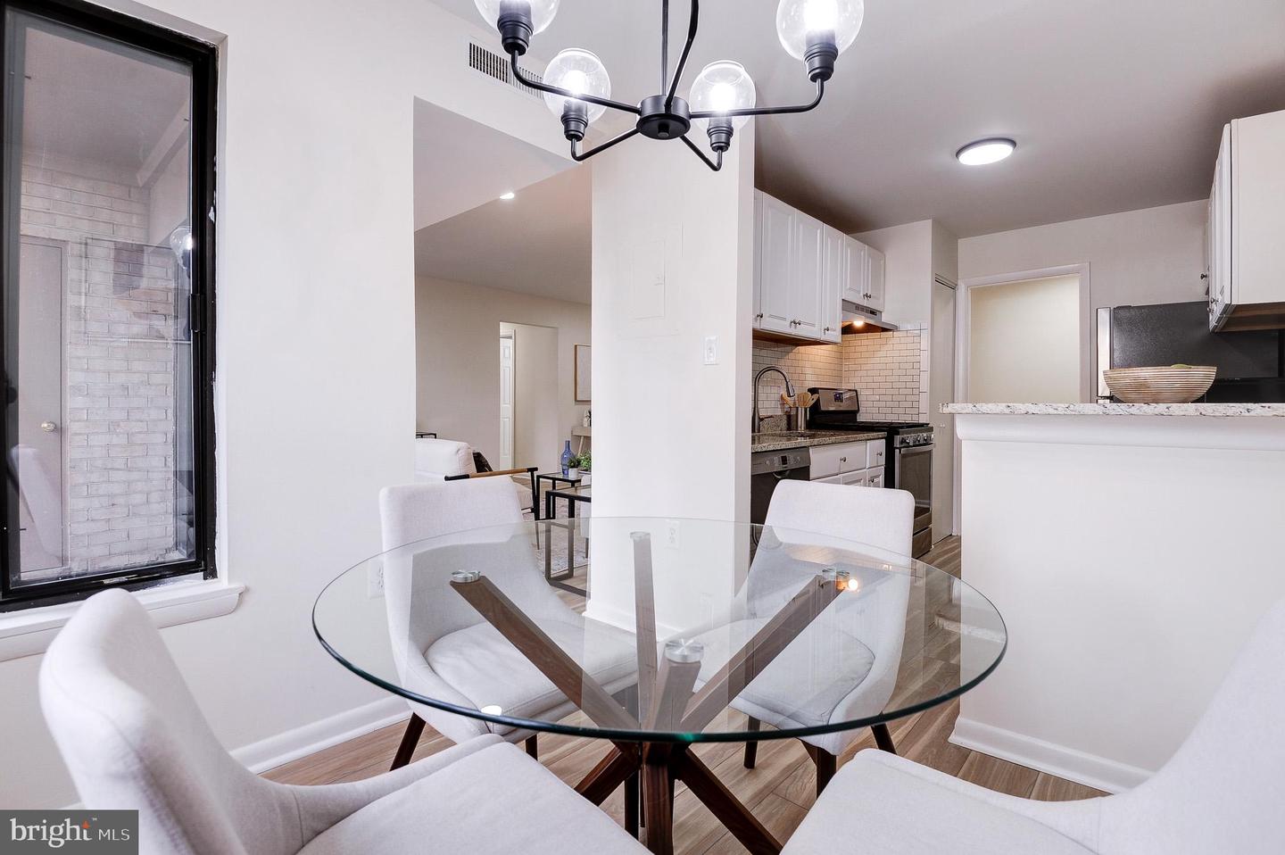 7613 ROUTE 29 #201, FALLS CHURCH, Virginia 22042, 2 Bedrooms Bedrooms, ,1 BathroomBathrooms,Residential,For sale,7613 ROUTE 29 #201,VAFX2291628 MLS # VAFX2291628