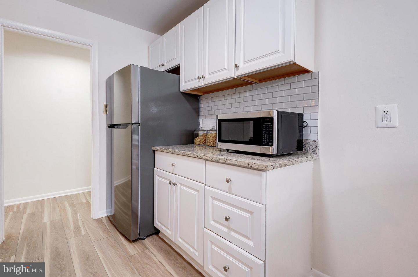 7613 ROUTE 29 #201, FALLS CHURCH, Virginia 22042, 2 Bedrooms Bedrooms, ,1 BathroomBathrooms,Residential,For sale,7613 ROUTE 29 #201,VAFX2291628 MLS # VAFX2291628