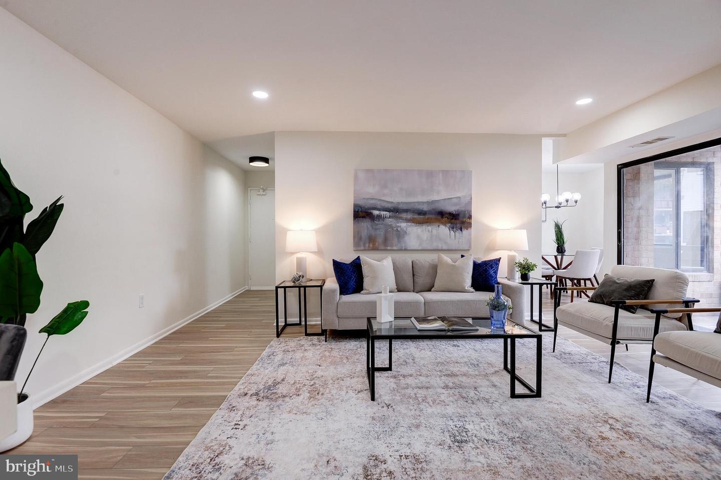 7613 ROUTE 29 #201, FALLS CHURCH, Virginia 22042, 2 Bedrooms Bedrooms, ,1 BathroomBathrooms,Residential,For sale,7613 ROUTE 29 #201,VAFX2291628 MLS # VAFX2291628