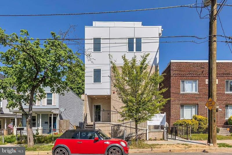 1416 22ND SE #2, WASHINGTON, District Of Columbia 20020, 2 Bedrooms Bedrooms, ,2 BathroomsBathrooms,Residential,For sale,1416 22ND SE #2,DCDC2246780 MLS # DCDC2246780