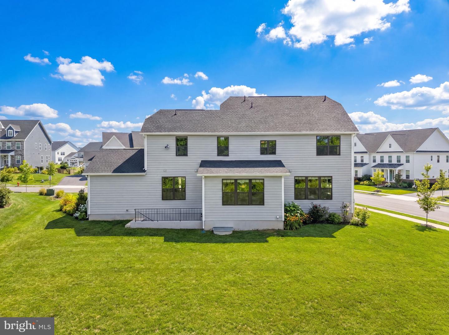 41249 BLOOMFIELD HILLS CT, ALDIE, Virginia 20105, 5 Bedrooms Bedrooms, ,4 BathroomsBathrooms,Residential,For sale,41249 BLOOMFIELD HILLS CT,VALO2116230 MLS # VALO2116230