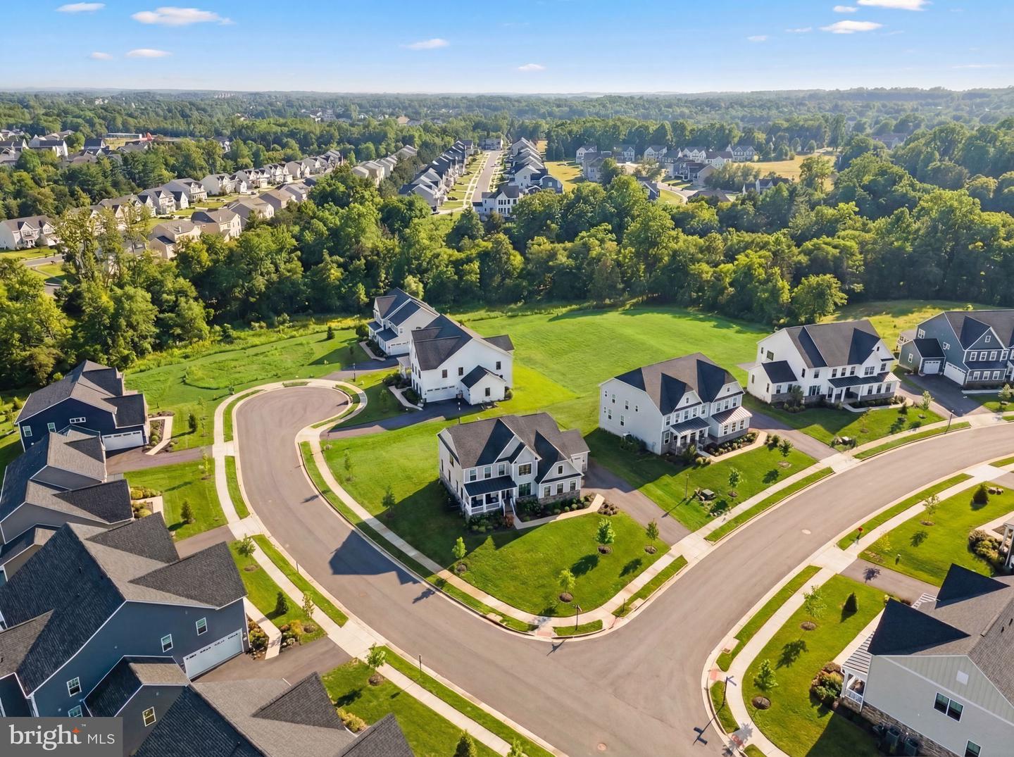 41249 BLOOMFIELD HILLS CT, ALDIE, Virginia 20105, 5 Bedrooms Bedrooms, ,4 BathroomsBathrooms,Residential,For sale,41249 BLOOMFIELD HILLS CT,VALO2116230 MLS # VALO2116230