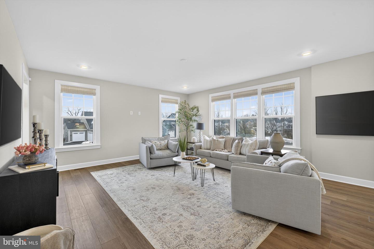 41249 BLOOMFIELD HILLS CT, ALDIE, Virginia 20105, 5 Bedrooms Bedrooms, ,4 BathroomsBathrooms,Residential,For sale,41249 BLOOMFIELD HILLS CT,VALO2116230 MLS # VALO2116230