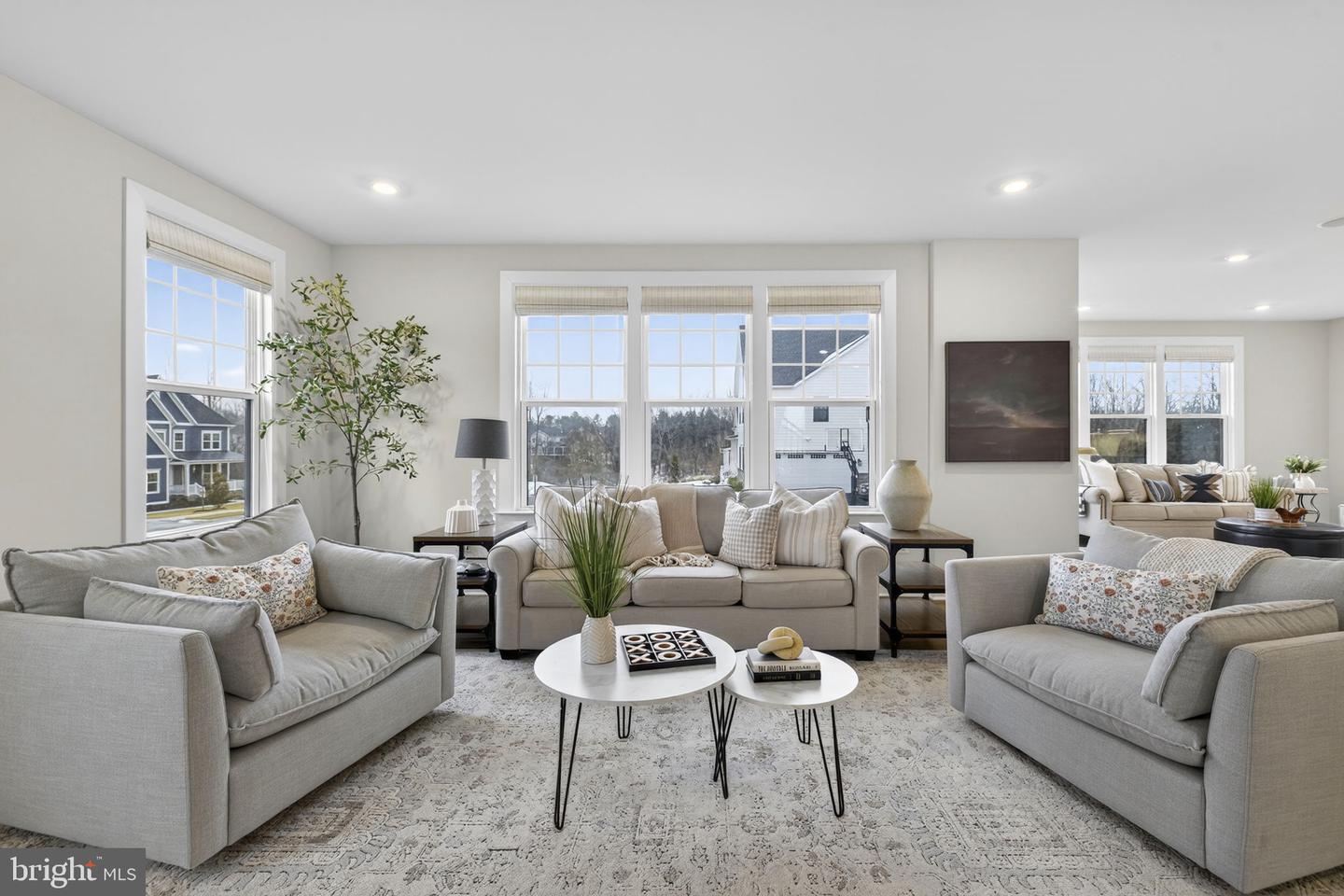 41249 BLOOMFIELD HILLS CT, ALDIE, Virginia 20105, 5 Bedrooms Bedrooms, ,4 BathroomsBathrooms,Residential,For sale,41249 BLOOMFIELD HILLS CT,VALO2116230 MLS # VALO2116230