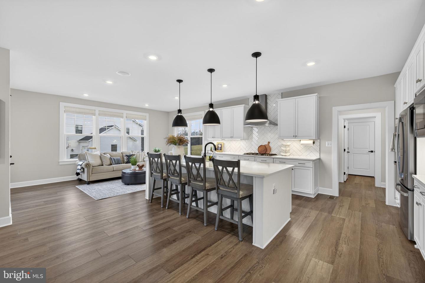 41249 BLOOMFIELD HILLS CT, ALDIE, Virginia 20105, 5 Bedrooms Bedrooms, ,4 BathroomsBathrooms,Residential,For sale,41249 BLOOMFIELD HILLS CT,VALO2116230 MLS # VALO2116230