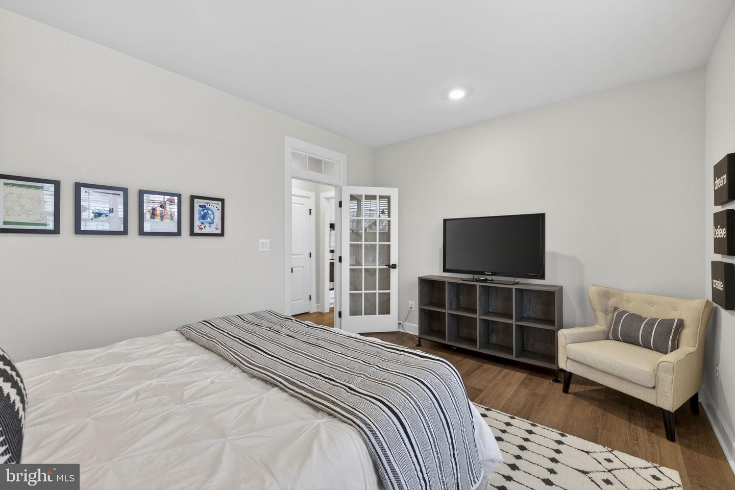 41249 BLOOMFIELD HILLS CT, ALDIE, Virginia 20105, 5 Bedrooms Bedrooms, ,4 BathroomsBathrooms,Residential,For sale,41249 BLOOMFIELD HILLS CT,VALO2116230 MLS # VALO2116230