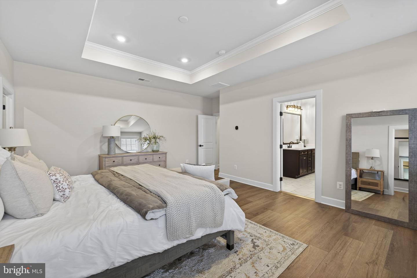 41249 BLOOMFIELD HILLS CT, ALDIE, Virginia 20105, 5 Bedrooms Bedrooms, ,4 BathroomsBathrooms,Residential,For sale,41249 BLOOMFIELD HILLS CT,VALO2116230 MLS # VALO2116230