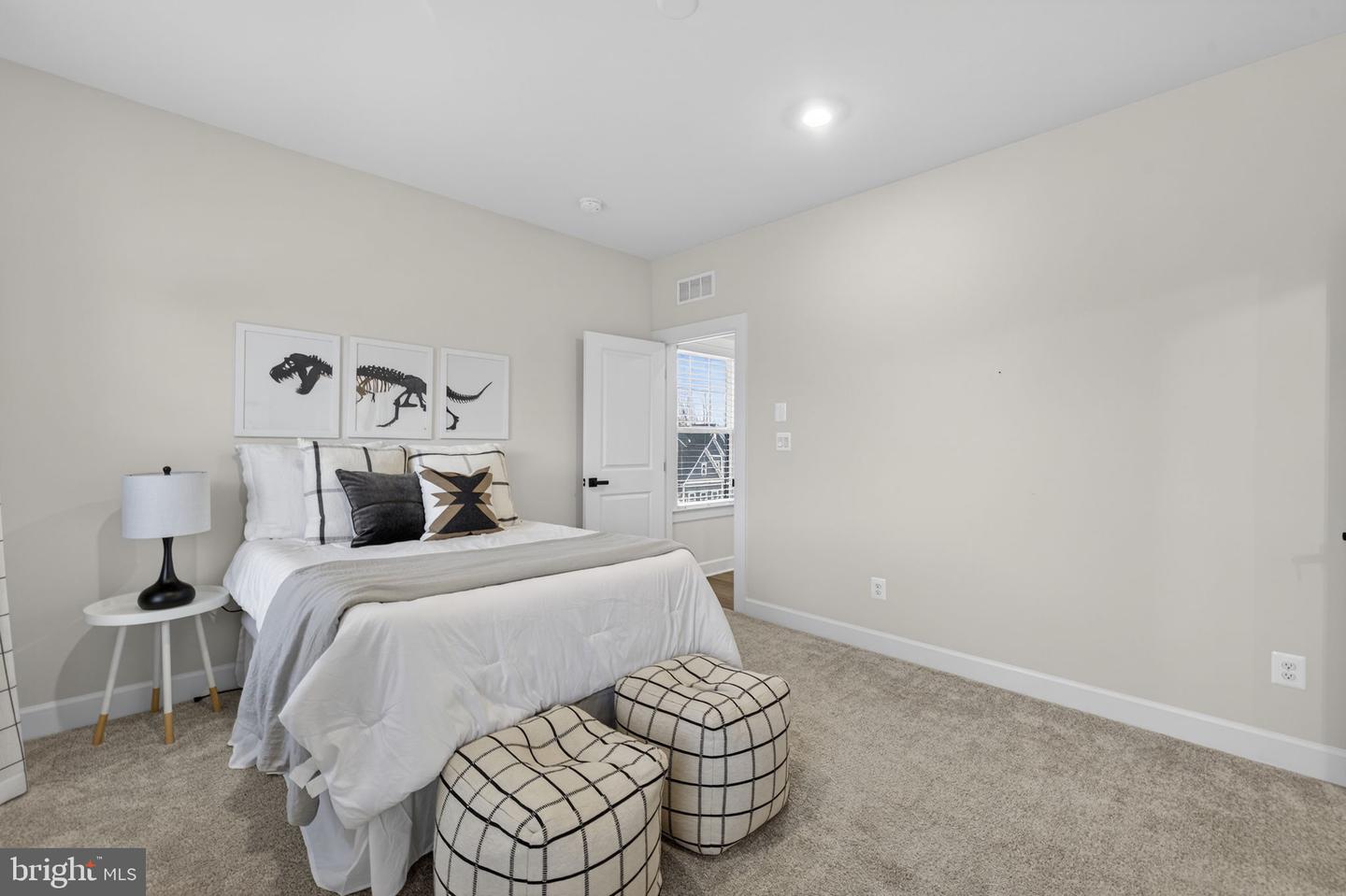 41249 BLOOMFIELD HILLS CT, ALDIE, Virginia 20105, 5 Bedrooms Bedrooms, ,4 BathroomsBathrooms,Residential,For sale,41249 BLOOMFIELD HILLS CT,VALO2116230 MLS # VALO2116230