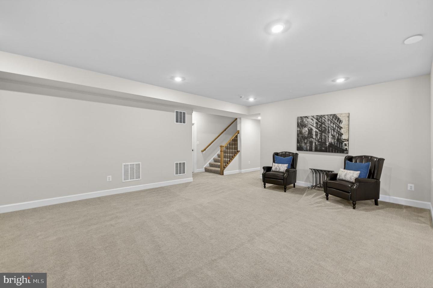 41249 BLOOMFIELD HILLS CT, ALDIE, Virginia 20105, 5 Bedrooms Bedrooms, ,4 BathroomsBathrooms,Residential,For sale,41249 BLOOMFIELD HILLS CT,VALO2116230 MLS # VALO2116230