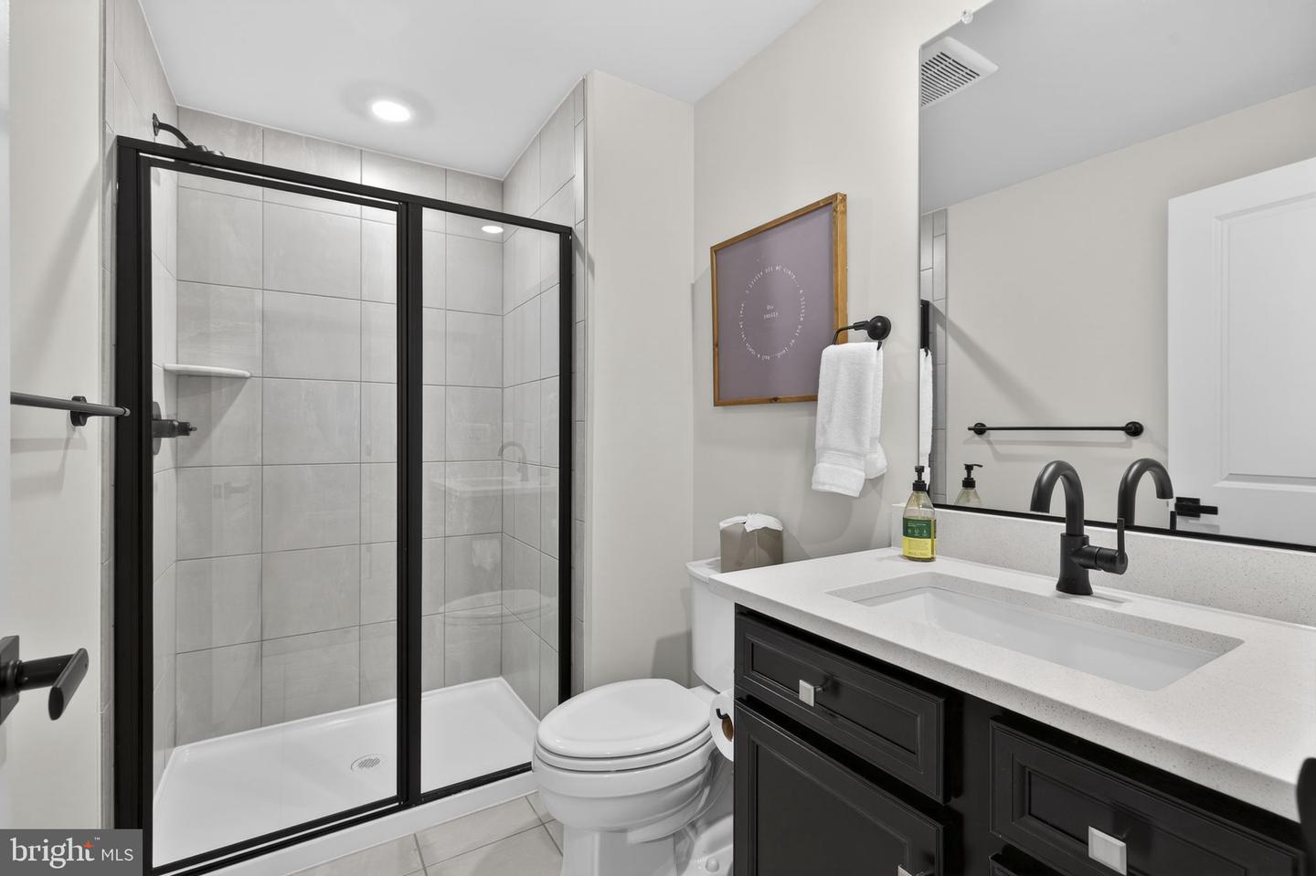 41249 BLOOMFIELD HILLS CT, ALDIE, Virginia 20105, 5 Bedrooms Bedrooms, ,4 BathroomsBathrooms,Residential,For sale,41249 BLOOMFIELD HILLS CT,VALO2116230 MLS # VALO2116230