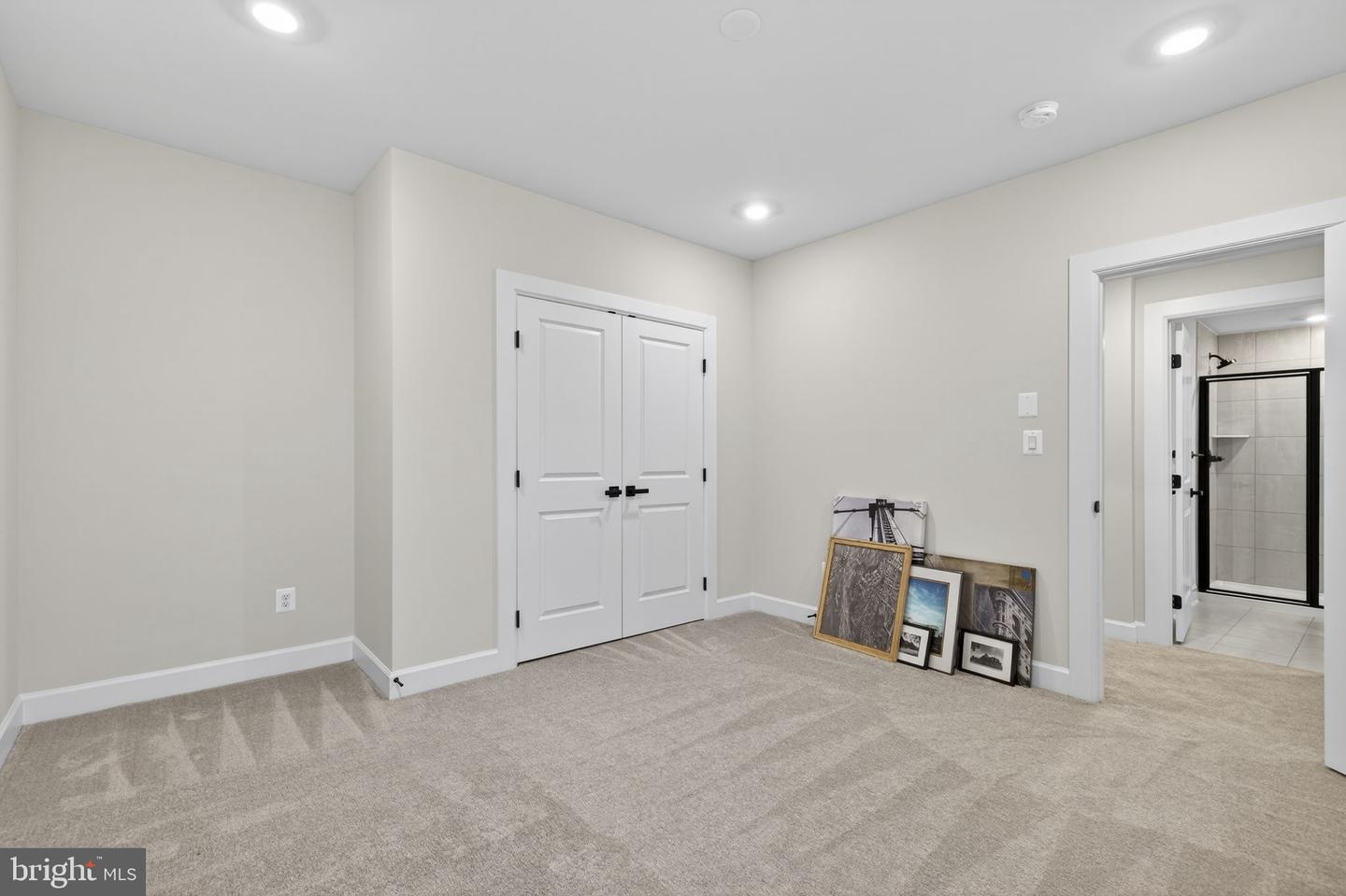 41249 BLOOMFIELD HILLS CT, ALDIE, Virginia 20105, 5 Bedrooms Bedrooms, ,4 BathroomsBathrooms,Residential,For sale,41249 BLOOMFIELD HILLS CT,VALO2116230 MLS # VALO2116230