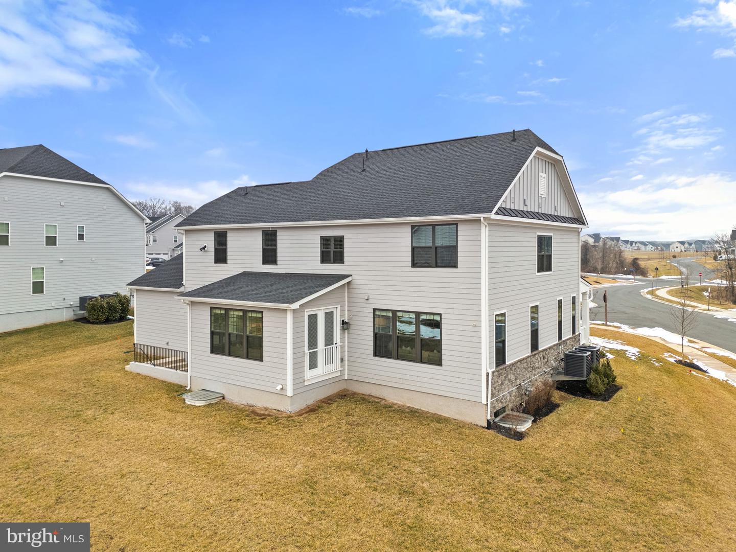 41249 BLOOMFIELD HILLS CT, ALDIE, Virginia 20105, 5 Bedrooms Bedrooms, ,4 BathroomsBathrooms,Residential,For sale,41249 BLOOMFIELD HILLS CT,VALO2116230 MLS # VALO2116230