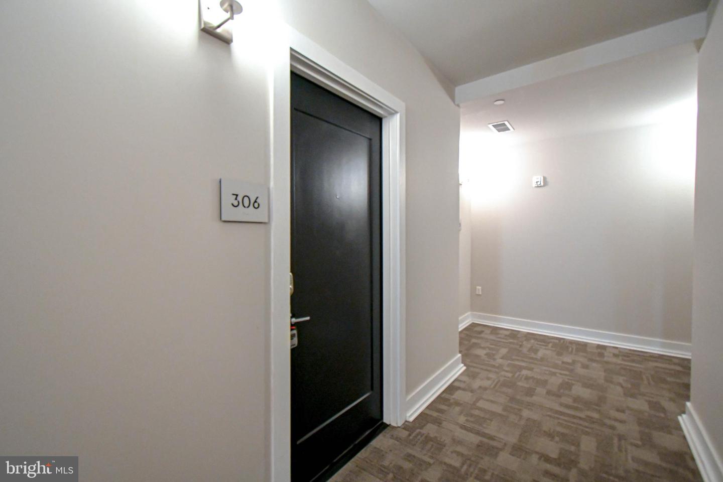 1800 MOUNT VERNON AVE #306, ALEXANDRIA, Virginia 22301, 1 Bedroom Bedrooms, ,1 BathroomBathrooms,Residential,For sale,1800 MOUNT VERNON AVE #306,VAAX2054302 MLS # VAAX2054302