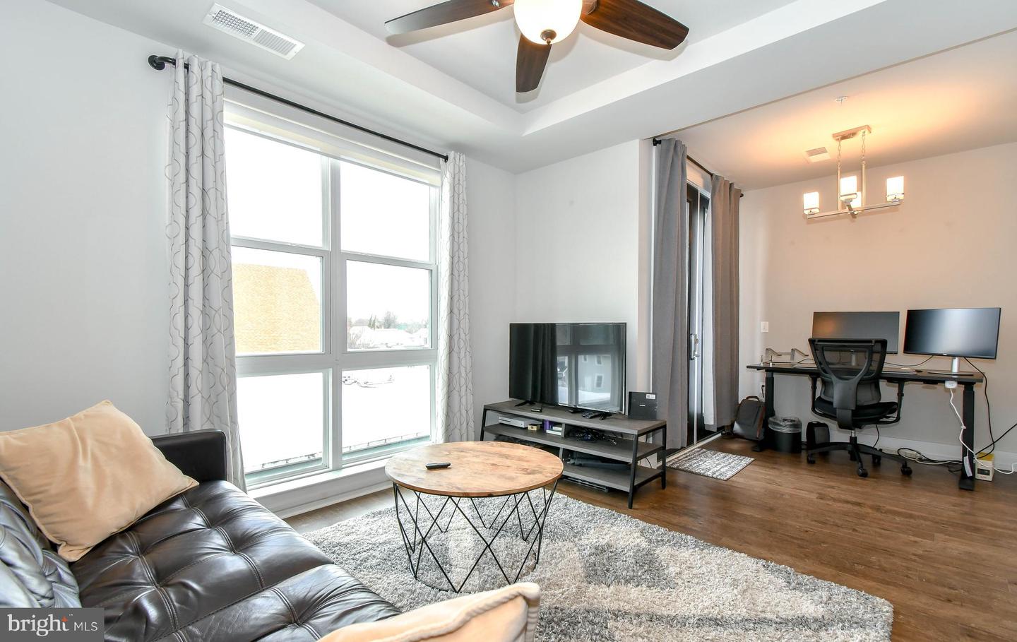 1800 MOUNT VERNON AVE #306, ALEXANDRIA, Virginia 22301, 1 Bedroom Bedrooms, ,1 BathroomBathrooms,Residential,For sale,1800 MOUNT VERNON AVE #306,VAAX2054302 MLS # VAAX2054302