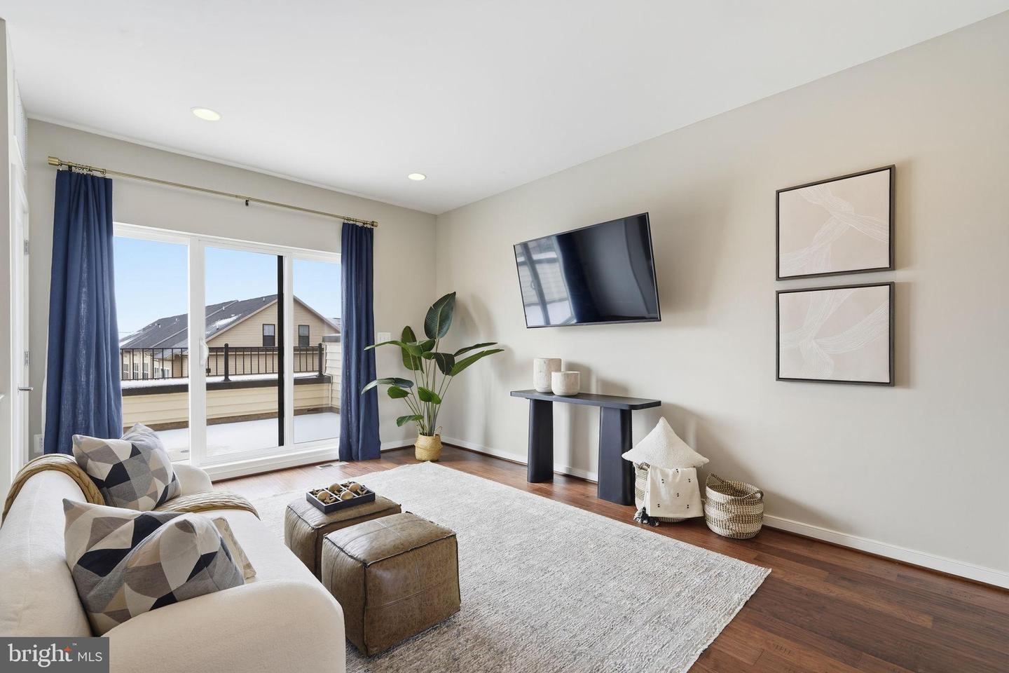 23000 LAVALLETTE SQ, BRAMBLETON, Virginia 20148, 3 Bedrooms Bedrooms, ,3 BathroomsBathrooms,Residential,For sale,23000 LAVALLETTE SQ,VALO2116270 MLS # VALO2116270 23000 LAVALLETTE SQ, BRAMBLETON, Virginia 20148, 3 Bedrooms Bedrooms, ,3 BathroomsBathrooms,Residential,For sale,23000 LAVALLETTE SQ,VALO2116270 MLS # VALO2116270