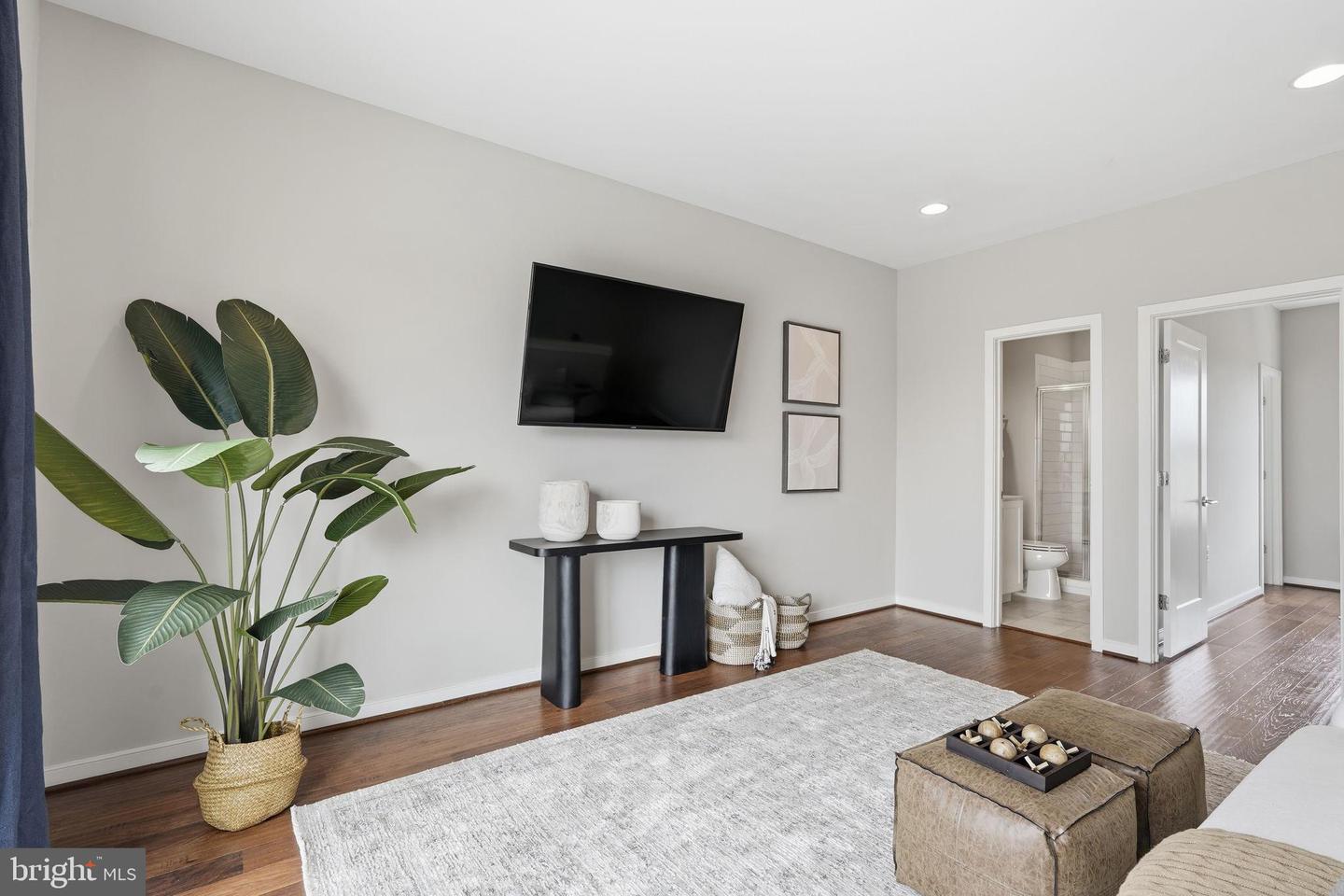 23000 LAVALLETTE SQ, BRAMBLETON, Virginia 20148, 3 Bedrooms Bedrooms, ,3 BathroomsBathrooms,Residential,For sale,23000 LAVALLETTE SQ,VALO2116270 MLS # VALO2116270 23000 LAVALLETTE SQ, BRAMBLETON, Virginia 20148, 3 Bedrooms Bedrooms, ,3 BathroomsBathrooms,Residential,For sale,23000 LAVALLETTE SQ,VALO2116270 MLS # VALO2116270