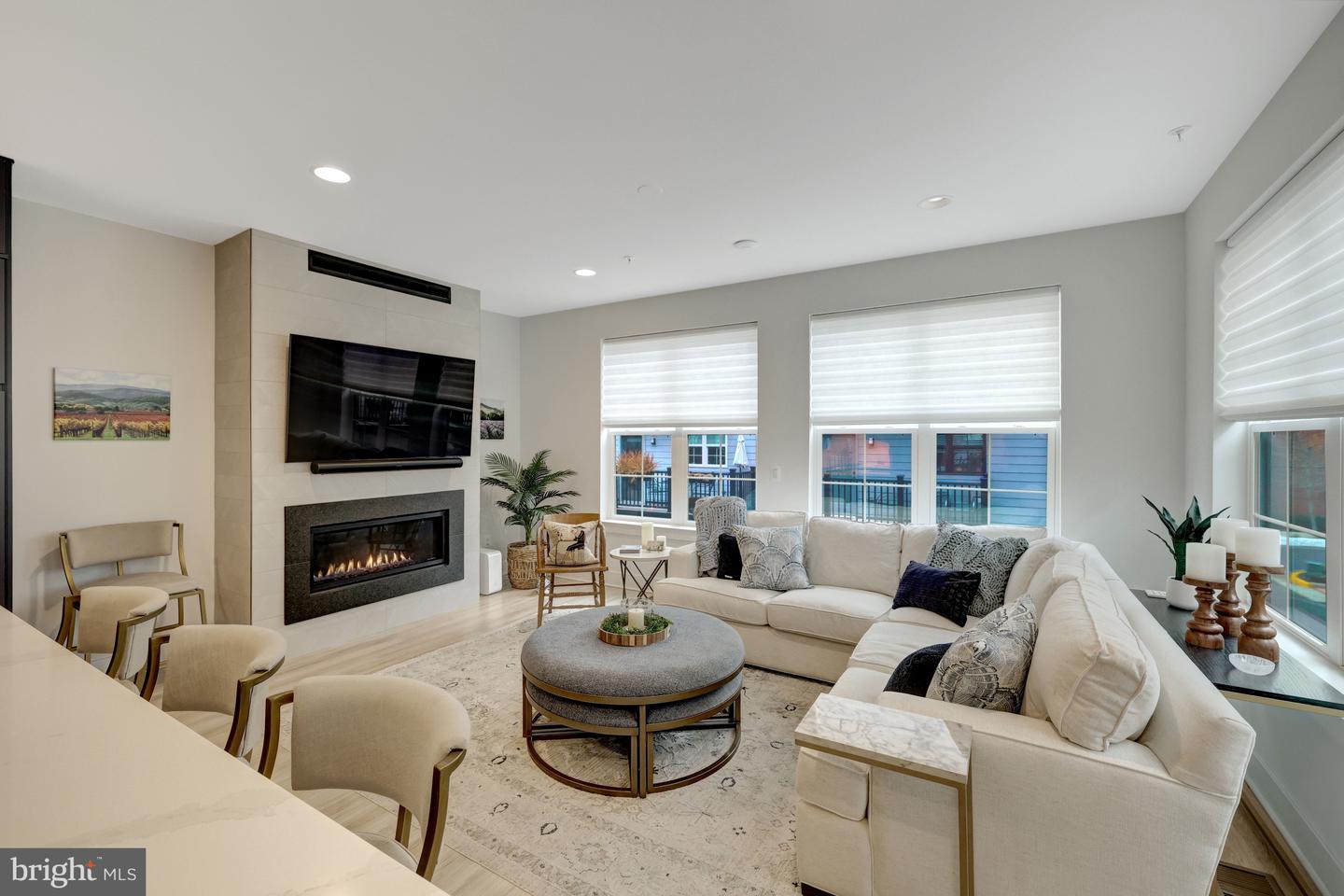 11236 FARADAY PARK DR, RESTON, Virginia 20190, 4 Bedrooms Bedrooms, 13 Rooms Rooms,3 BathroomsBathrooms,Residential,For sale,11236 FARADAY PARK DR,VAFX2291840 MLS # VAFX2291840