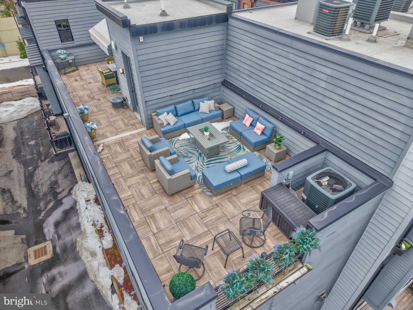 11236 FARADAY PARK DR, RESTON, Virginia 20190, 4 Bedrooms Bedrooms, 13 Rooms Rooms,3 BathroomsBathrooms,Residential,For sale,11236 FARADAY PARK DR,VAFX2291840 MLS # VAFX2291840