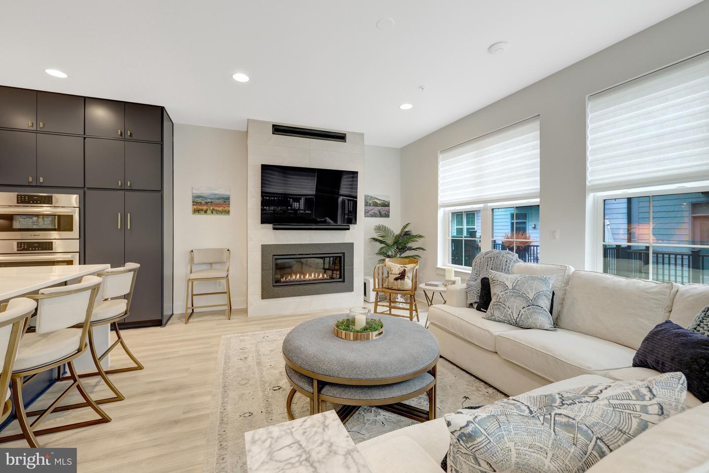 11236 FARADAY PARK DR, RESTON, Virginia 20190, 4 Bedrooms Bedrooms, 13 Rooms Rooms,3 BathroomsBathrooms,Residential,For sale,11236 FARADAY PARK DR,VAFX2291840 MLS # VAFX2291840