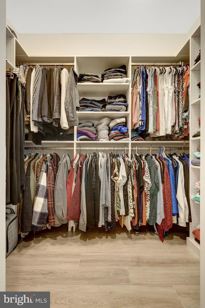 11236 FARADAY PARK DR, RESTON, Virginia 20190, 4 Bedrooms Bedrooms, 13 Rooms Rooms,3 BathroomsBathrooms,Residential,For sale,11236 FARADAY PARK DR,VAFX2291840 MLS # VAFX2291840