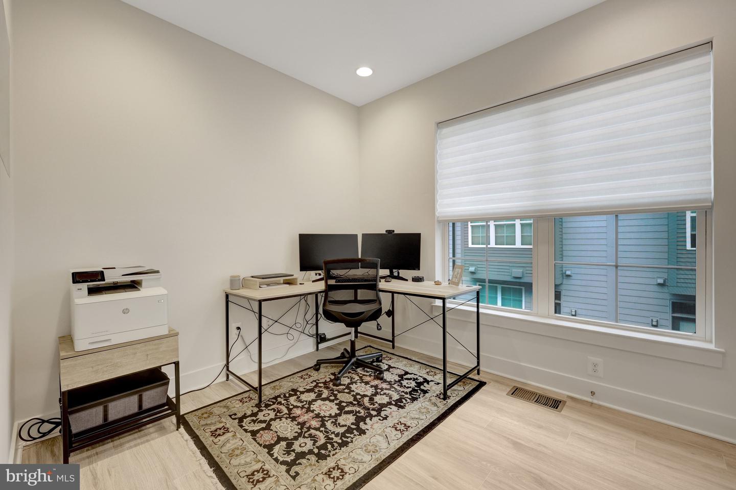 11236 FARADAY PARK DR, RESTON, Virginia 20190, 4 Bedrooms Bedrooms, 13 Rooms Rooms,3 BathroomsBathrooms,Residential,For sale,11236 FARADAY PARK DR,VAFX2291840 MLS # VAFX2291840