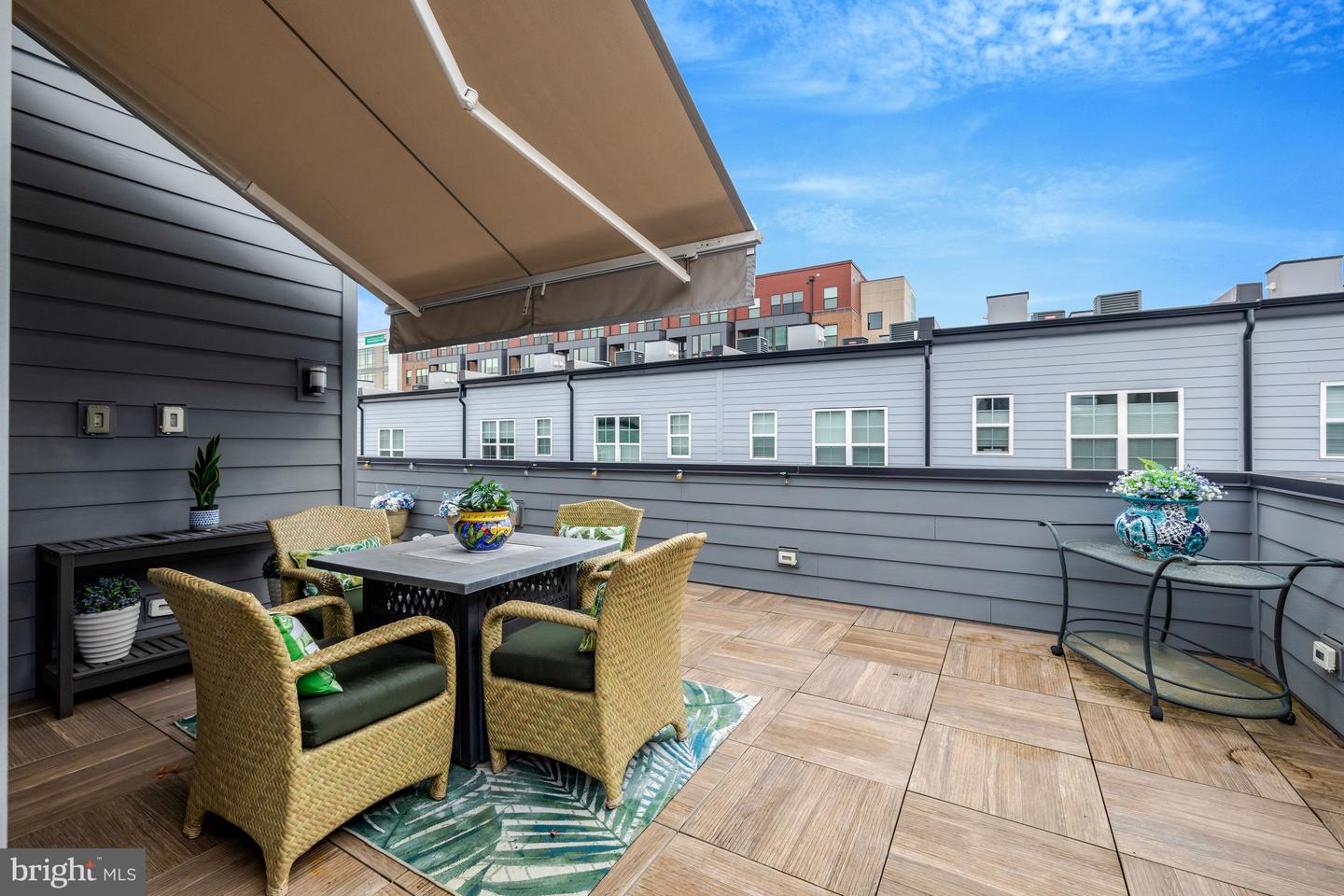 11236 FARADAY PARK DR, RESTON, Virginia 20190, 4 Bedrooms Bedrooms, 13 Rooms Rooms,3 BathroomsBathrooms,Residential,For sale,11236 FARADAY PARK DR,VAFX2291840 MLS # VAFX2291840