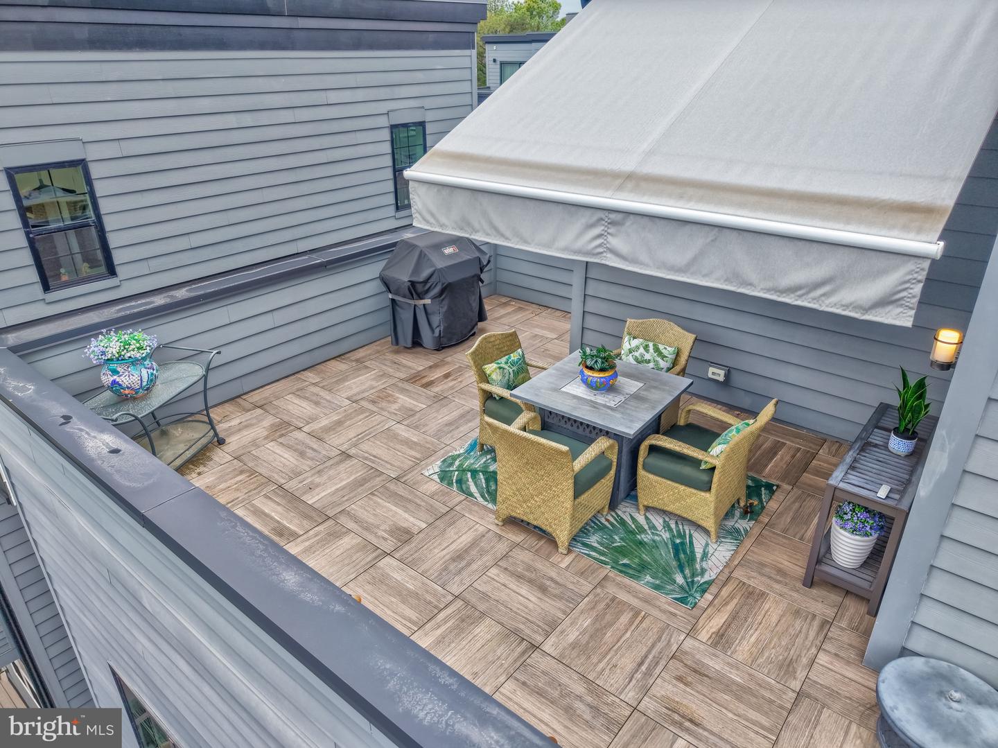 11236 FARADAY PARK DR, RESTON, Virginia 20190, 4 Bedrooms Bedrooms, 13 Rooms Rooms,3 BathroomsBathrooms,Residential,For sale,11236 FARADAY PARK DR,VAFX2291840 MLS # VAFX2291840