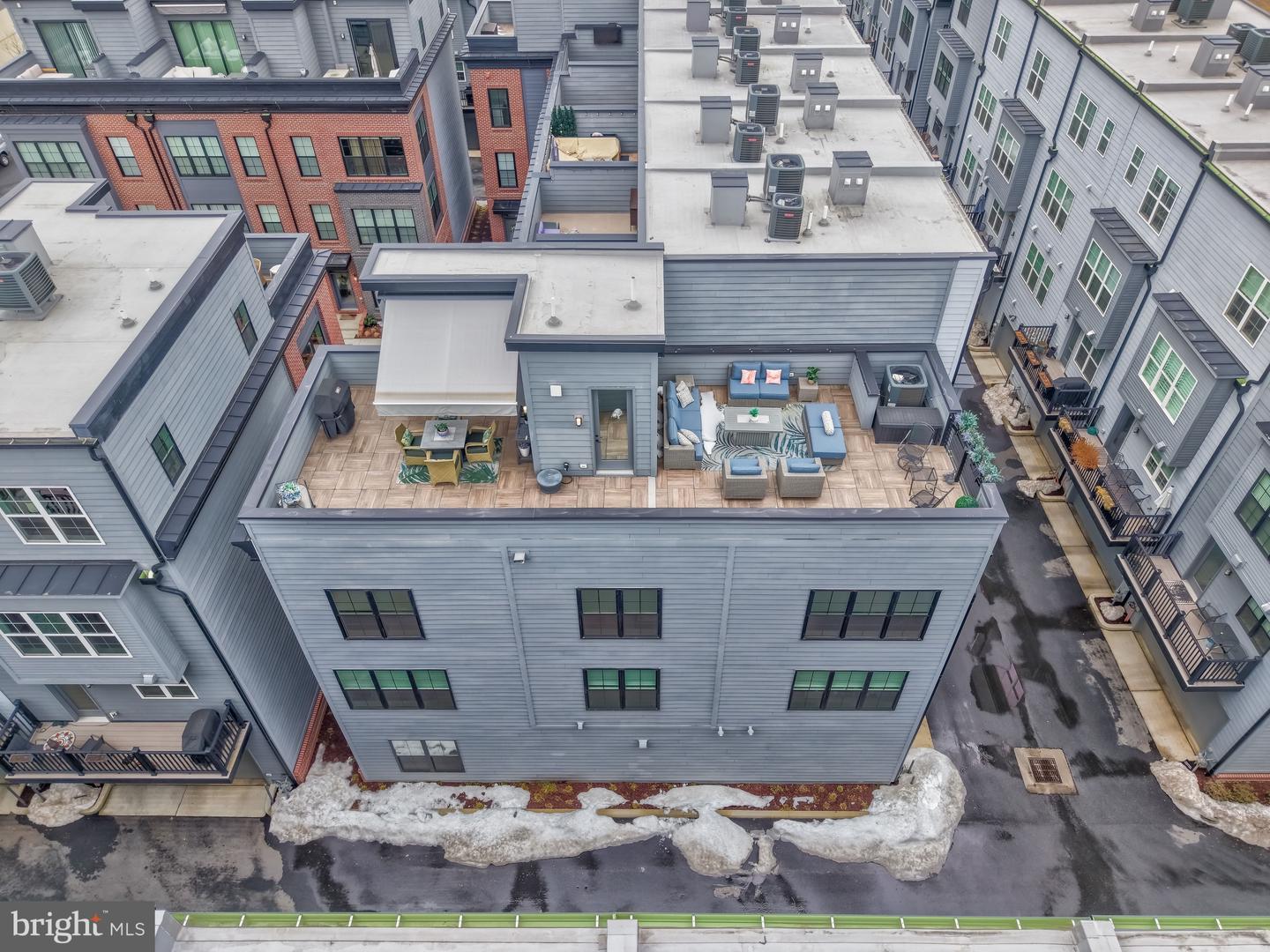 11236 FARADAY PARK DR, RESTON, Virginia 20190, 4 Bedrooms Bedrooms, 13 Rooms Rooms,3 BathroomsBathrooms,Residential,For sale,11236 FARADAY PARK DR,VAFX2291840 MLS # VAFX2291840