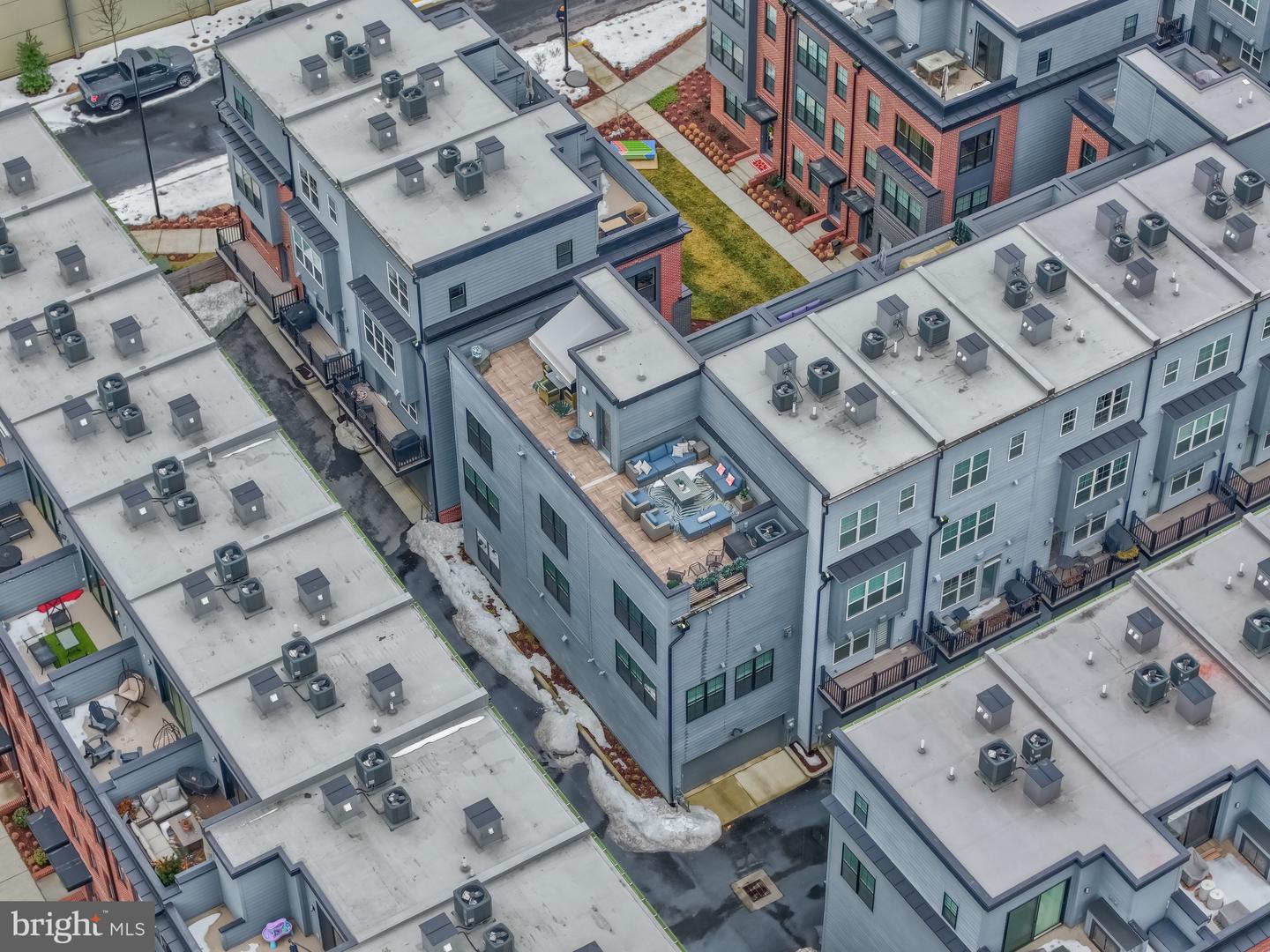 11236 FARADAY PARK DR, RESTON, Virginia 20190, 4 Bedrooms Bedrooms, 13 Rooms Rooms,3 BathroomsBathrooms,Residential,For sale,11236 FARADAY PARK DR,VAFX2291840 MLS # VAFX2291840