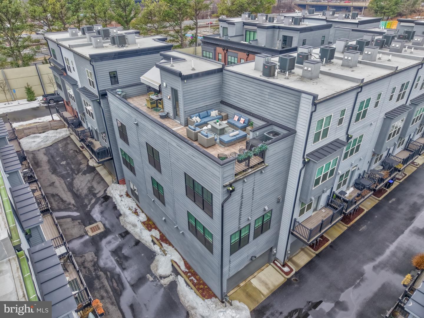 11236 FARADAY PARK DR, RESTON, Virginia 20190, 4 Bedrooms Bedrooms, 13 Rooms Rooms,3 BathroomsBathrooms,Residential,For sale,11236 FARADAY PARK DR,VAFX2291840 MLS # VAFX2291840