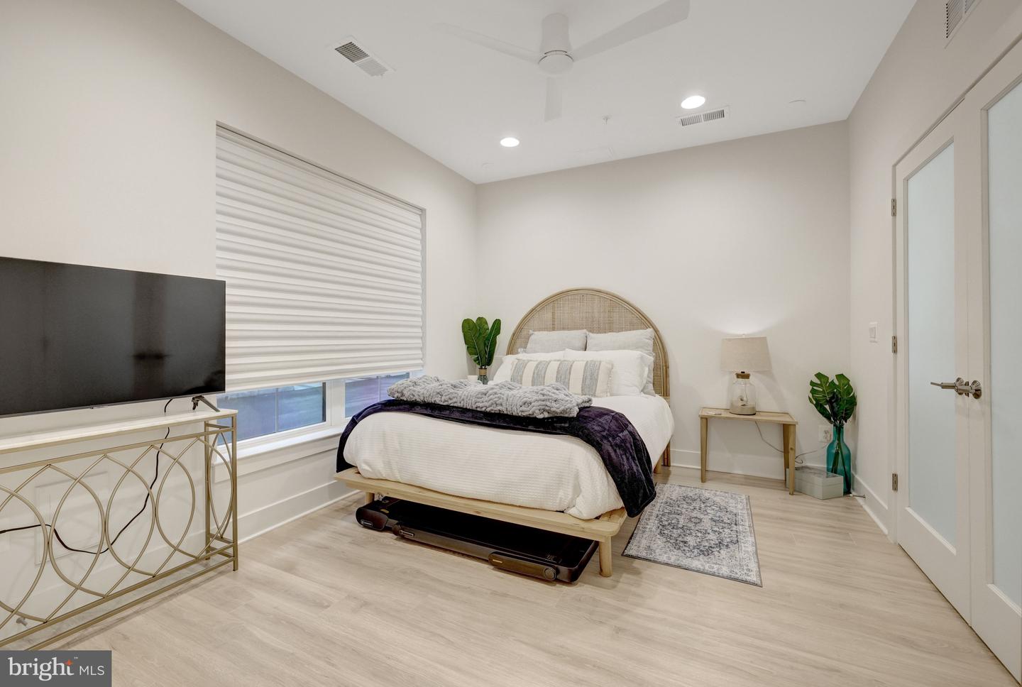 11236 FARADAY PARK DR, RESTON, Virginia 20190, 4 Bedrooms Bedrooms, 13 Rooms Rooms,3 BathroomsBathrooms,Residential,For sale,11236 FARADAY PARK DR,VAFX2291840 MLS # VAFX2291840