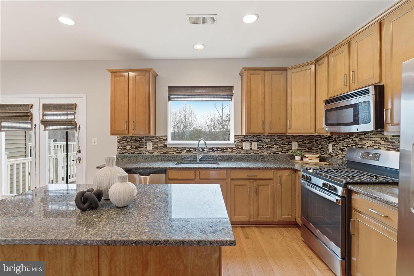 9239 DAWKINS CREST, BRISTOW, Virginia 20136, 4 Bedrooms Bedrooms, 8 Rooms Rooms,3 BathroomsBathrooms,Residential,For sale,9239 DAWKINS CREST,VAPW2112862 MLS # VAPW2112862