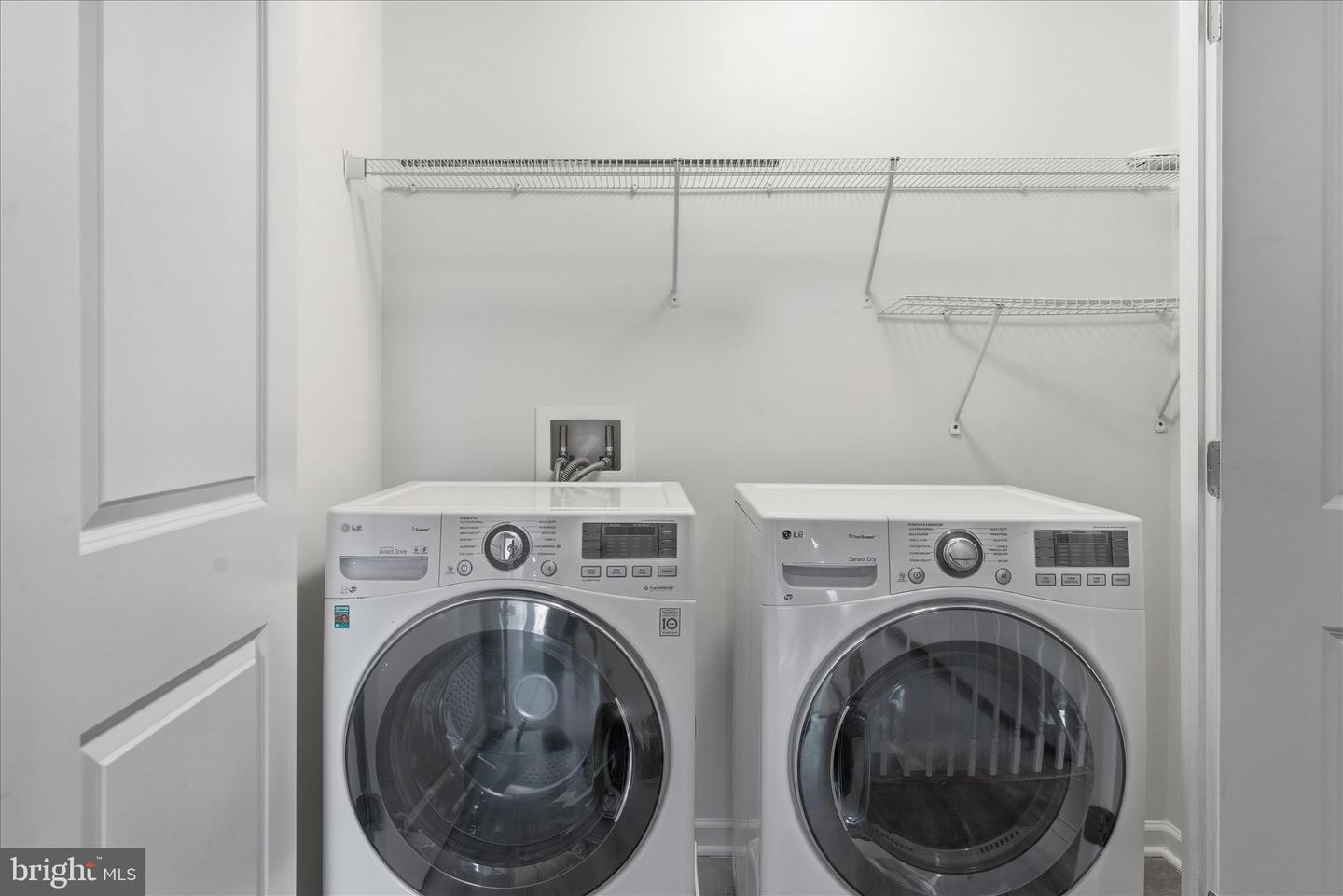 9239 DAWKINS CREST, BRISTOW, Virginia 20136, 4 Bedrooms Bedrooms, 8 Rooms Rooms,3 BathroomsBathrooms,Residential,For sale,9239 DAWKINS CREST,VAPW2112862 MLS # VAPW2112862