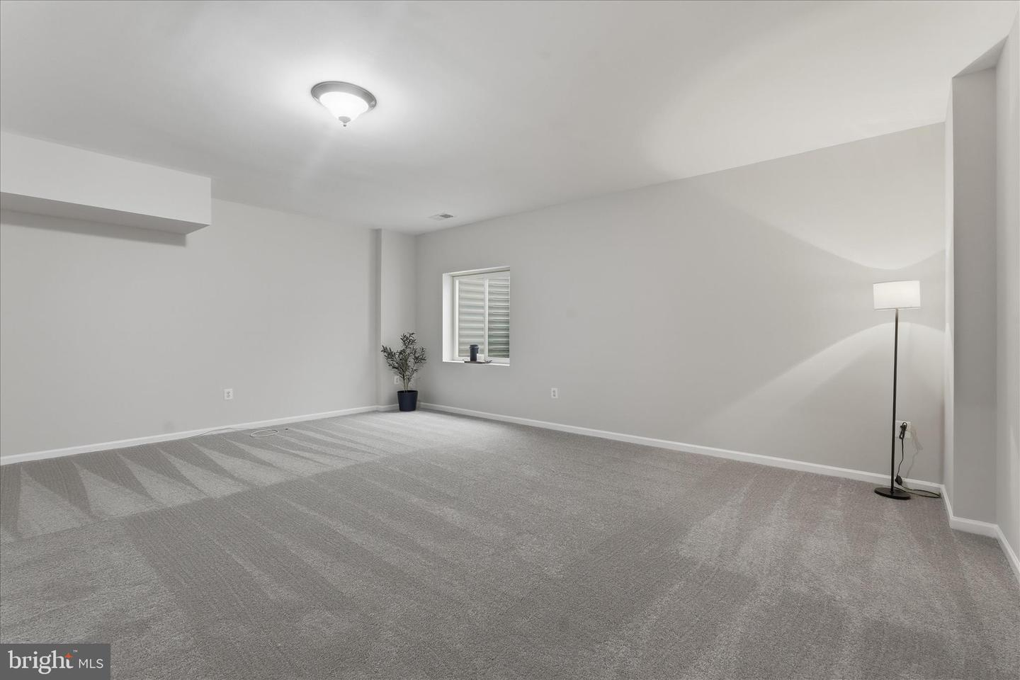 9239 DAWKINS CREST, BRISTOW, Virginia 20136, 4 Bedrooms Bedrooms, 8 Rooms Rooms,3 BathroomsBathrooms,Residential,For sale,9239 DAWKINS CREST,VAPW2112862 MLS # VAPW2112862