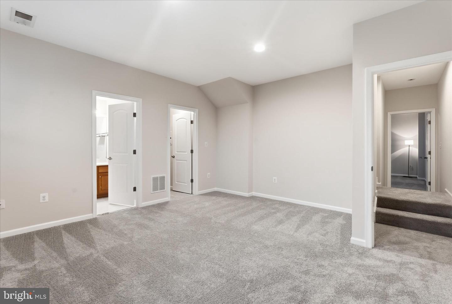 9239 DAWKINS CREST, BRISTOW, Virginia 20136, 4 Bedrooms Bedrooms, 8 Rooms Rooms,3 BathroomsBathrooms,Residential,For sale,9239 DAWKINS CREST,VAPW2112862 MLS # VAPW2112862