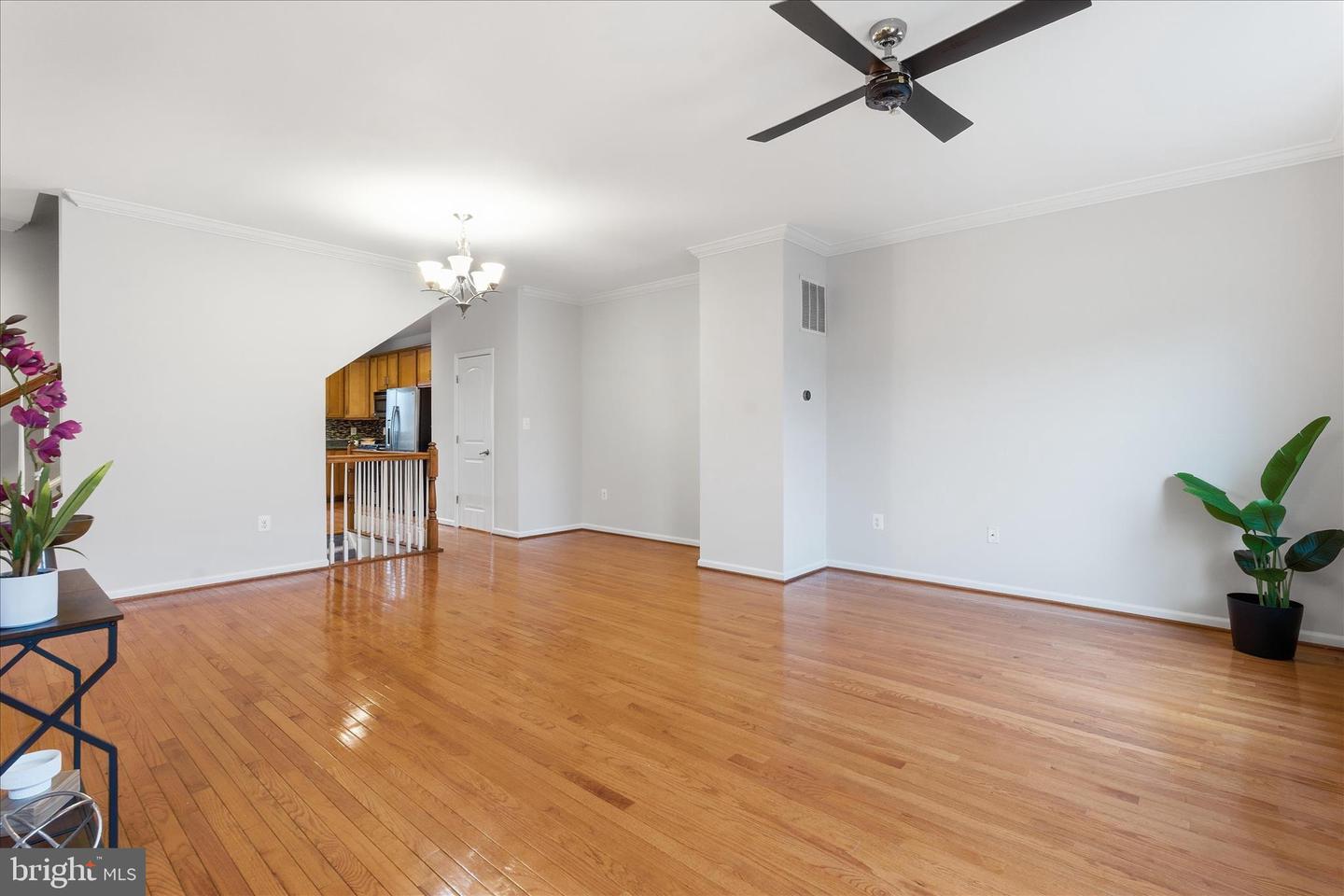 9239 DAWKINS CREST, BRISTOW, Virginia 20136, 4 Bedrooms Bedrooms, 8 Rooms Rooms,3 BathroomsBathrooms,Residential,For sale,9239 DAWKINS CREST,VAPW2112862 MLS # VAPW2112862