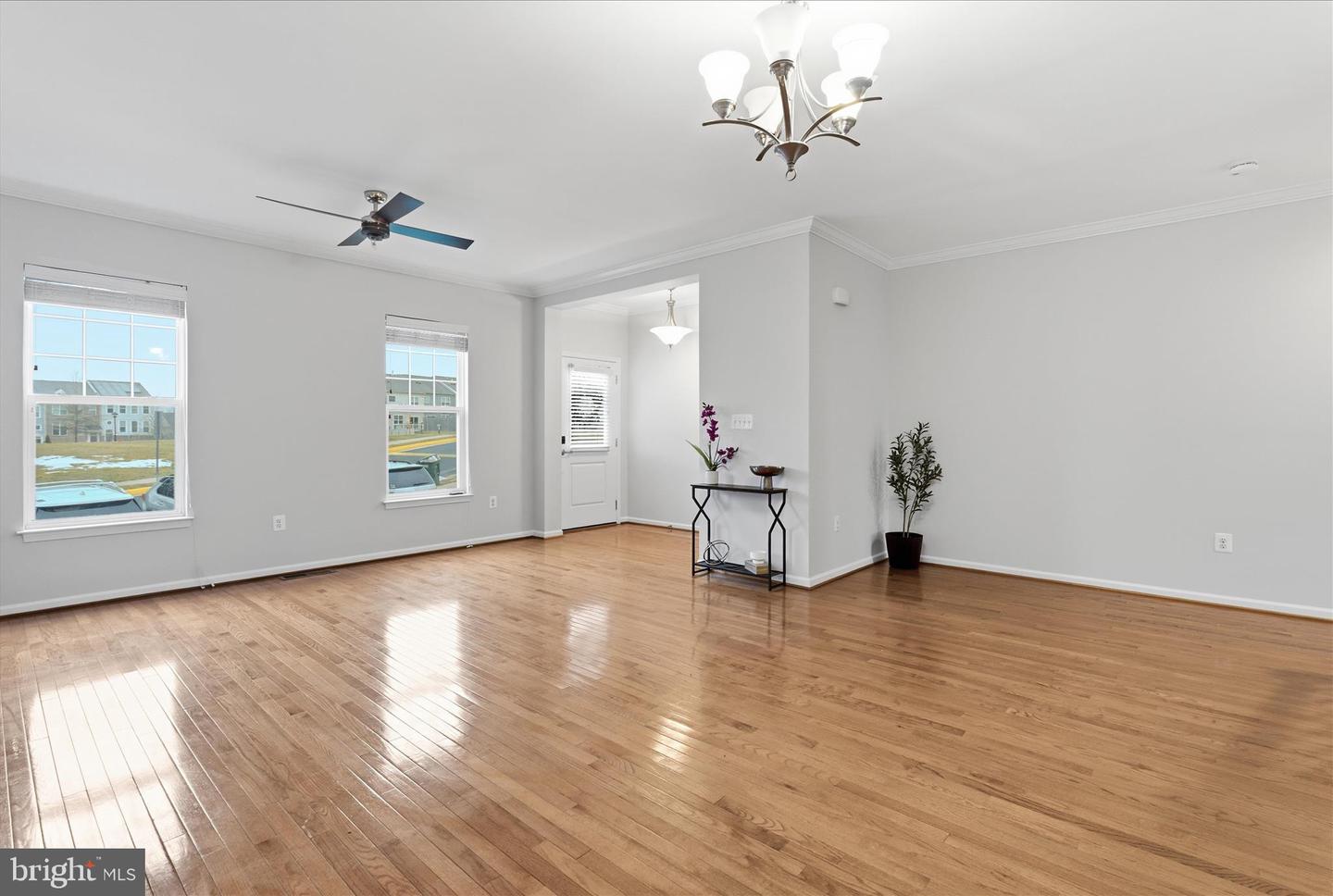 9239 DAWKINS CREST, BRISTOW, Virginia 20136, 4 Bedrooms Bedrooms, 8 Rooms Rooms,3 BathroomsBathrooms,Residential,For sale,9239 DAWKINS CREST,VAPW2112862 MLS # VAPW2112862