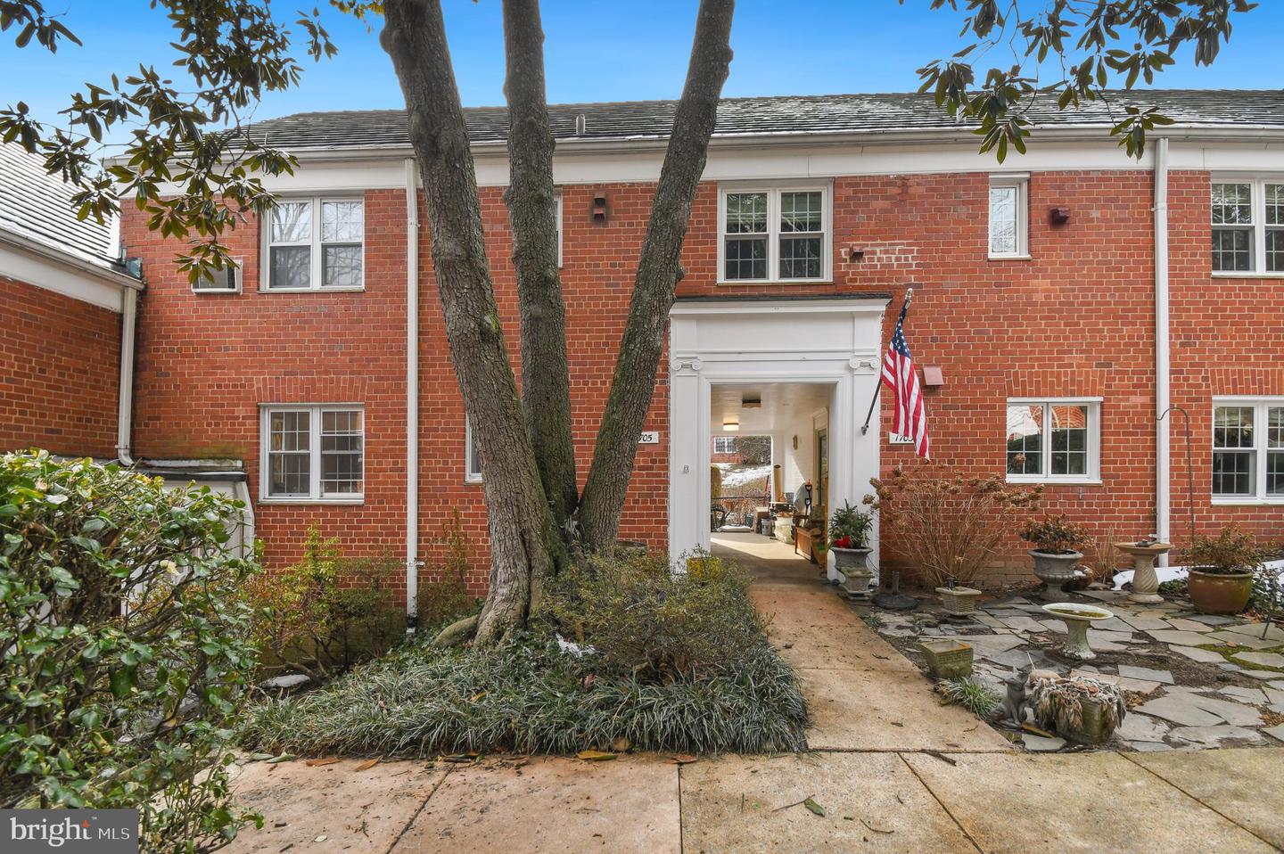 1705 PRESTON RD, ALEXANDRIA, Virginia 22302, 3 Bedrooms Bedrooms, ,1 BathroomBathrooms,Residential,For sale,1705 PRESTON RD,VAAX2054318 MLS # VAAX2054318