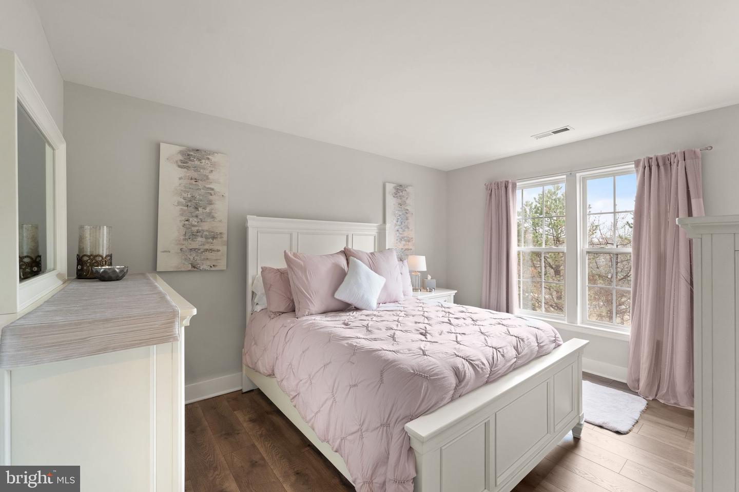 14213 SHARPSHINNED DR, GAINESVILLE, Virginia 20155, 4 Bedrooms Bedrooms, ,2 BathroomsBathrooms,Residential,For sale,14213 SHARPSHINNED DR,VAPW2112900 MLS # VAPW2112900