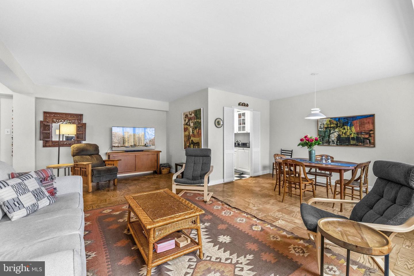 5410 CONNECTICUT AVE NW #811, WASHINGTON, District Of Columbia 20015, 1 Bedroom Bedrooms, ,1 BathroomBathrooms,Residential,For sale,5410 CONNECTICUT AVE NW #811,DCDC2247068 MLS # DCDC2247068