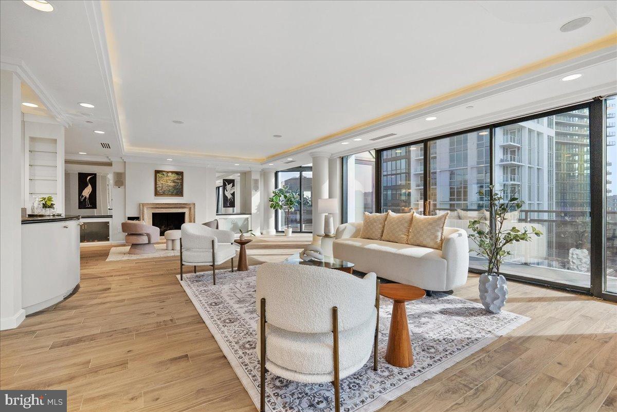 1530 KEY BLVD #1310, #1311, ARLINGTON, Virginia 22209, 3 Bedrooms Bedrooms, 8 Rooms Rooms,4 BathroomsBathrooms,Residential,For sale,1530 KEY BLVD #1310, #1311,VAAR2069124 MLS # VAAR2069124