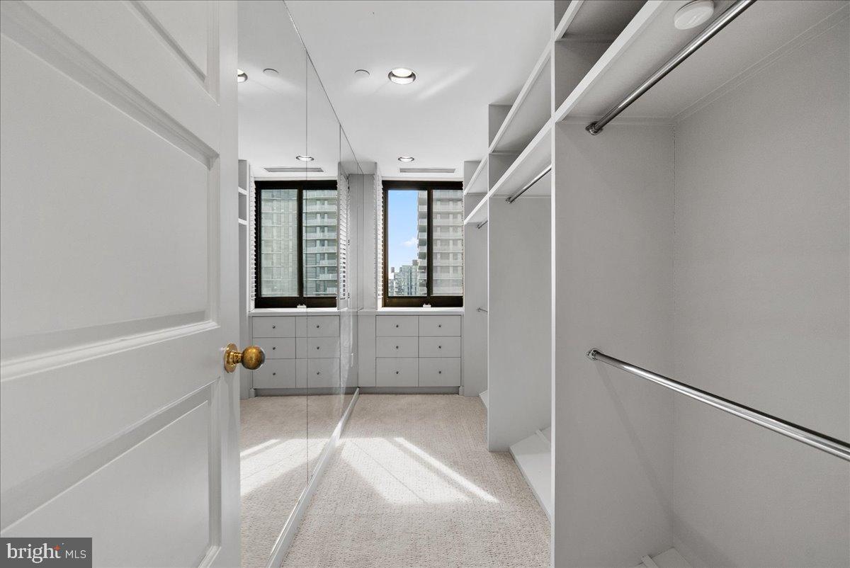 1530 KEY BLVD #1310, #1311, ARLINGTON, Virginia 22209, 3 Bedrooms Bedrooms, 8 Rooms Rooms,4 BathroomsBathrooms,Residential,For sale,1530 KEY BLVD #1310, #1311,VAAR2069124 MLS # VAAR2069124