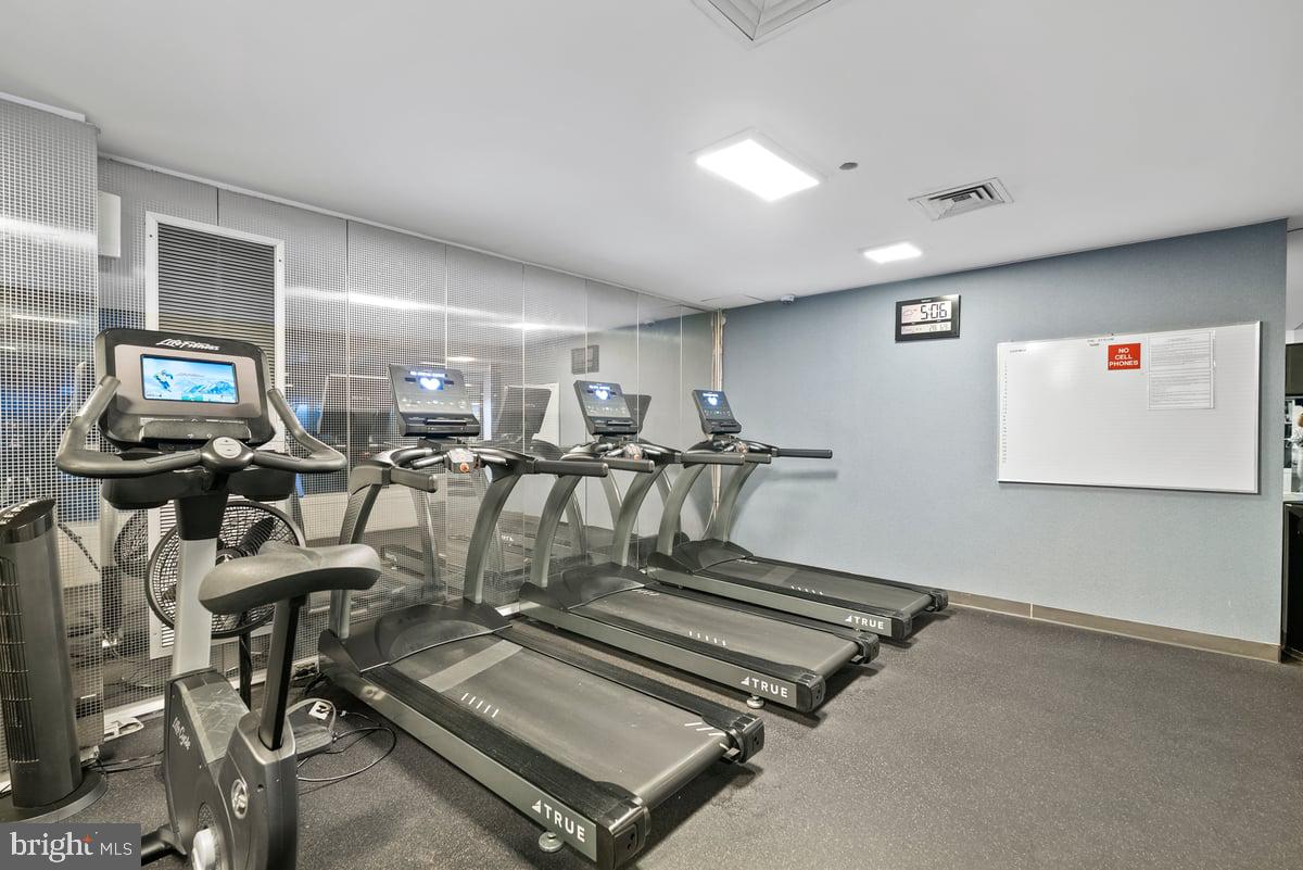 1530 KEY BLVD #1310, #1311, ARLINGTON, Virginia 22209, 3 Bedrooms Bedrooms, 8 Rooms Rooms,4 BathroomsBathrooms,Residential,For sale,1530 KEY BLVD #1310, #1311,VAAR2069124 MLS # VAAR2069124