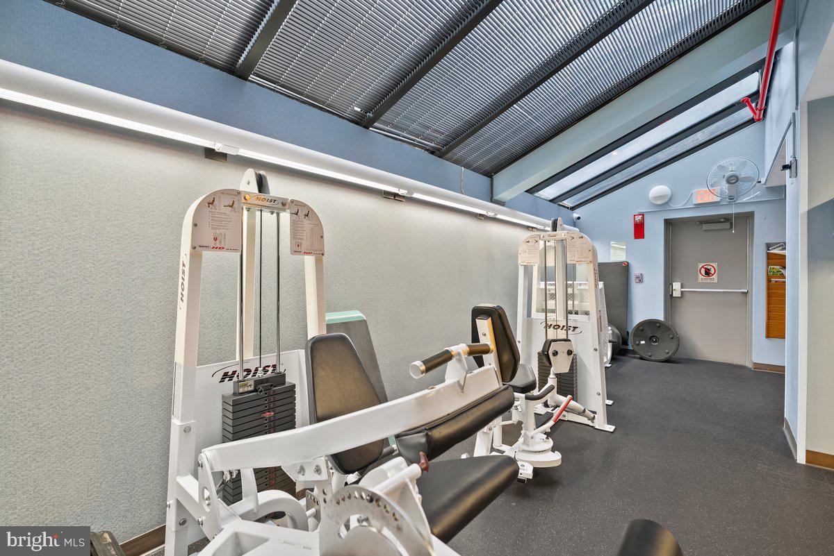 1530 KEY BLVD #1310, #1311, ARLINGTON, Virginia 22209, 3 Bedrooms Bedrooms, 8 Rooms Rooms,4 BathroomsBathrooms,Residential,For sale,1530 KEY BLVD #1310, #1311,VAAR2069124 MLS # VAAR2069124