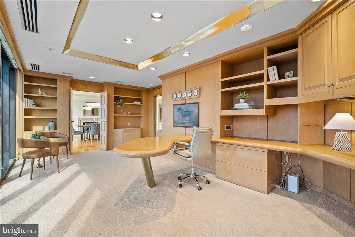 1530 KEY BLVD #1310, #1311, ARLINGTON, Virginia 22209, 3 Bedrooms Bedrooms, 8 Rooms Rooms,4 BathroomsBathrooms,Residential,For sale,1530 KEY BLVD #1310, #1311,VAAR2069124 MLS # VAAR2069124