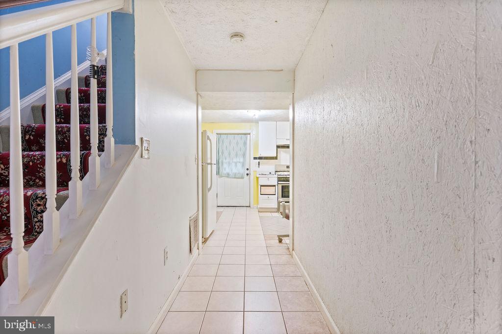 5362 MANSFIELD CT, WOODBRIDGE, Virginia 22193, 4 Bedrooms Bedrooms, ,3 BathroomsBathrooms,Residential,For sale,5362 MANSFIELD CT,VAPW2113010 MLS # VAPW2113010